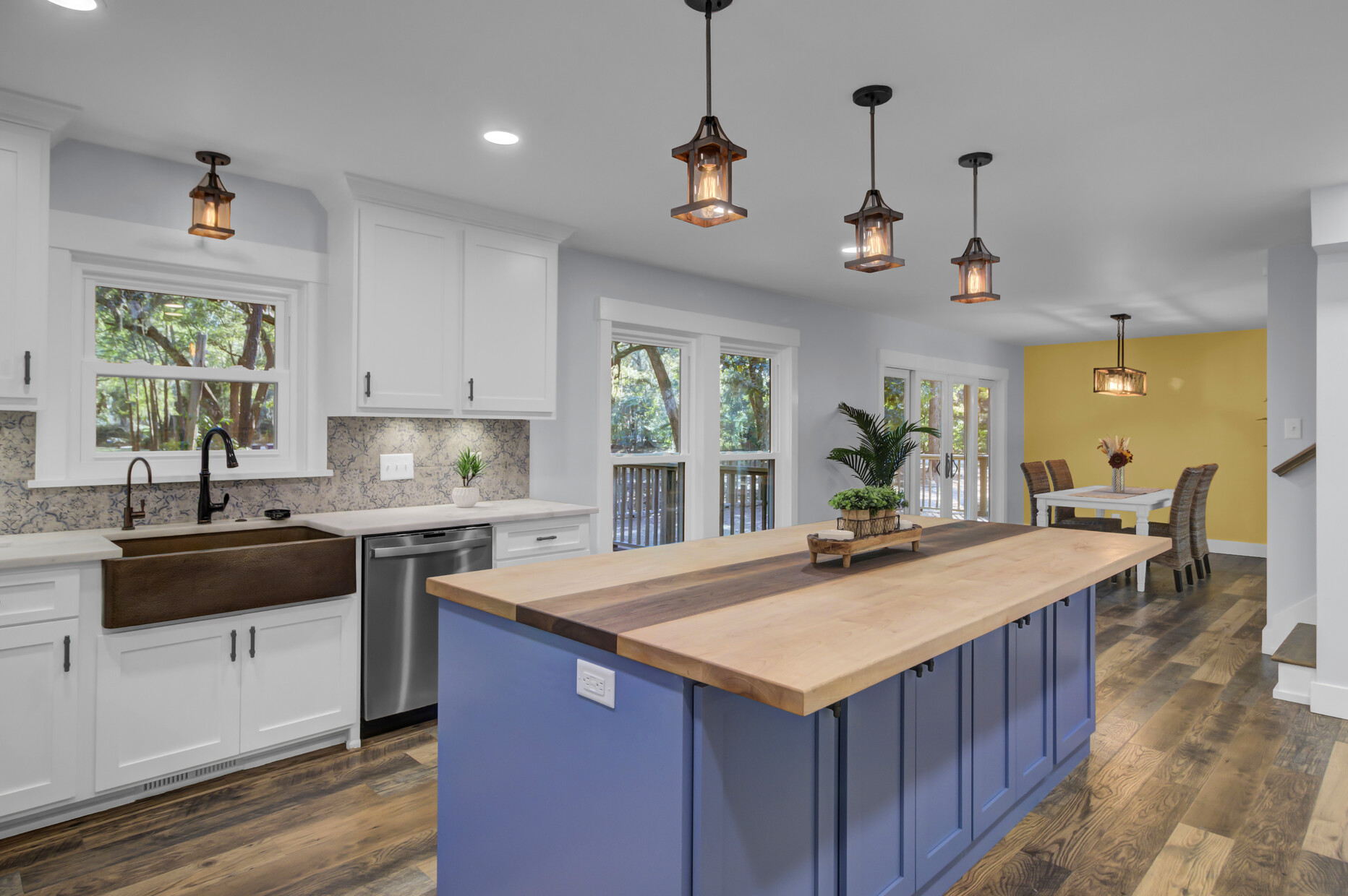 Charleston Cottage vacation rental in Hollywood, SC · 4 Bed · 3 Bath